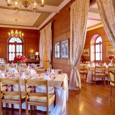 Set-up support for the chosen event space to ensure a seamless celebration